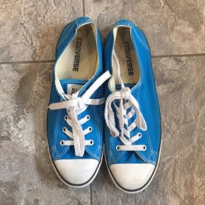 Blue Converse Chuck Taylor Low Tops
